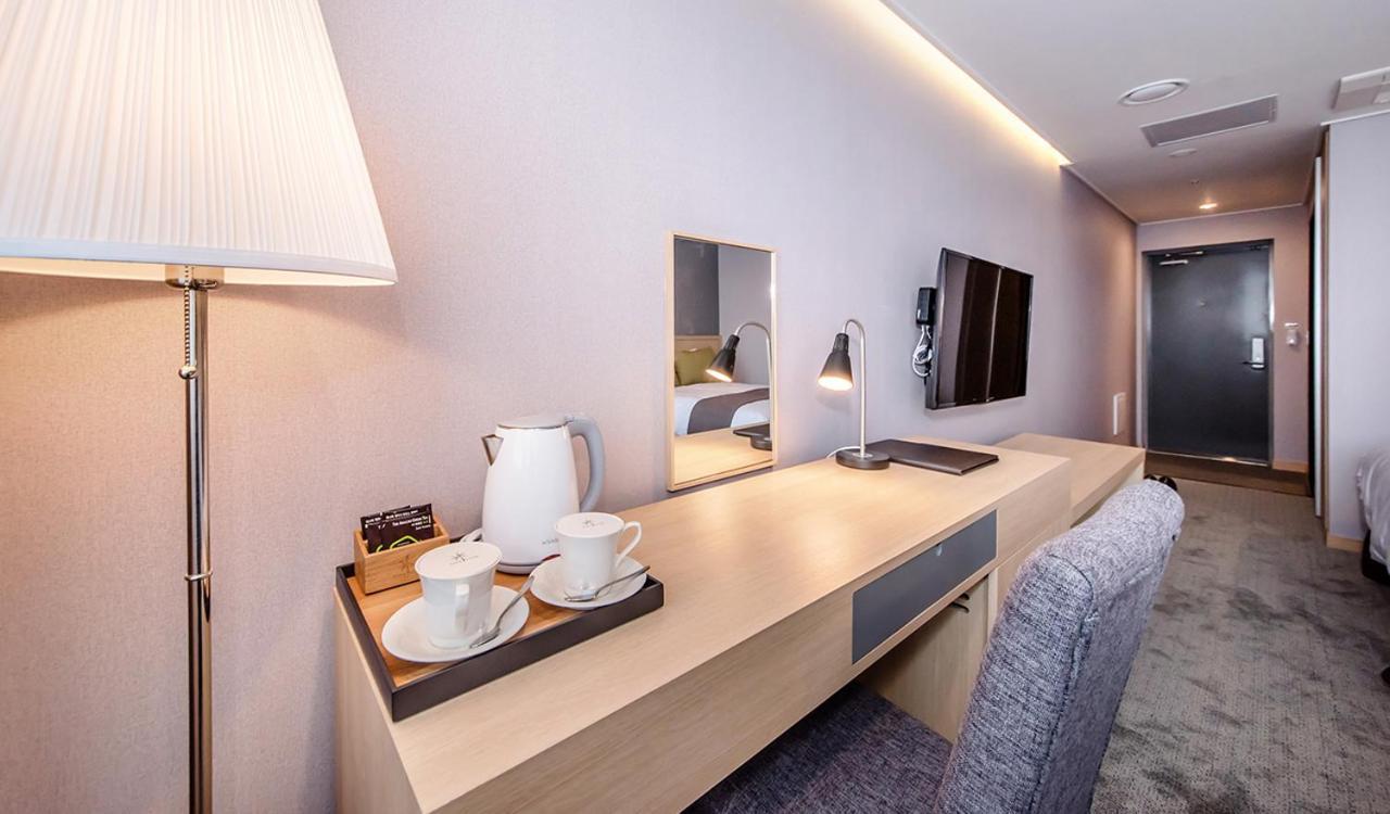 Hotel Shalom Jeju Dış mekan fotoğraf