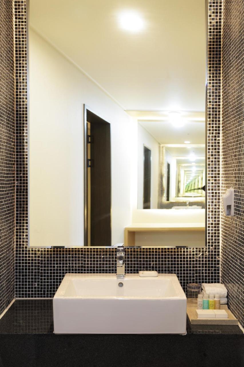 Hotel Shalom Jeju Dış mekan fotoğraf